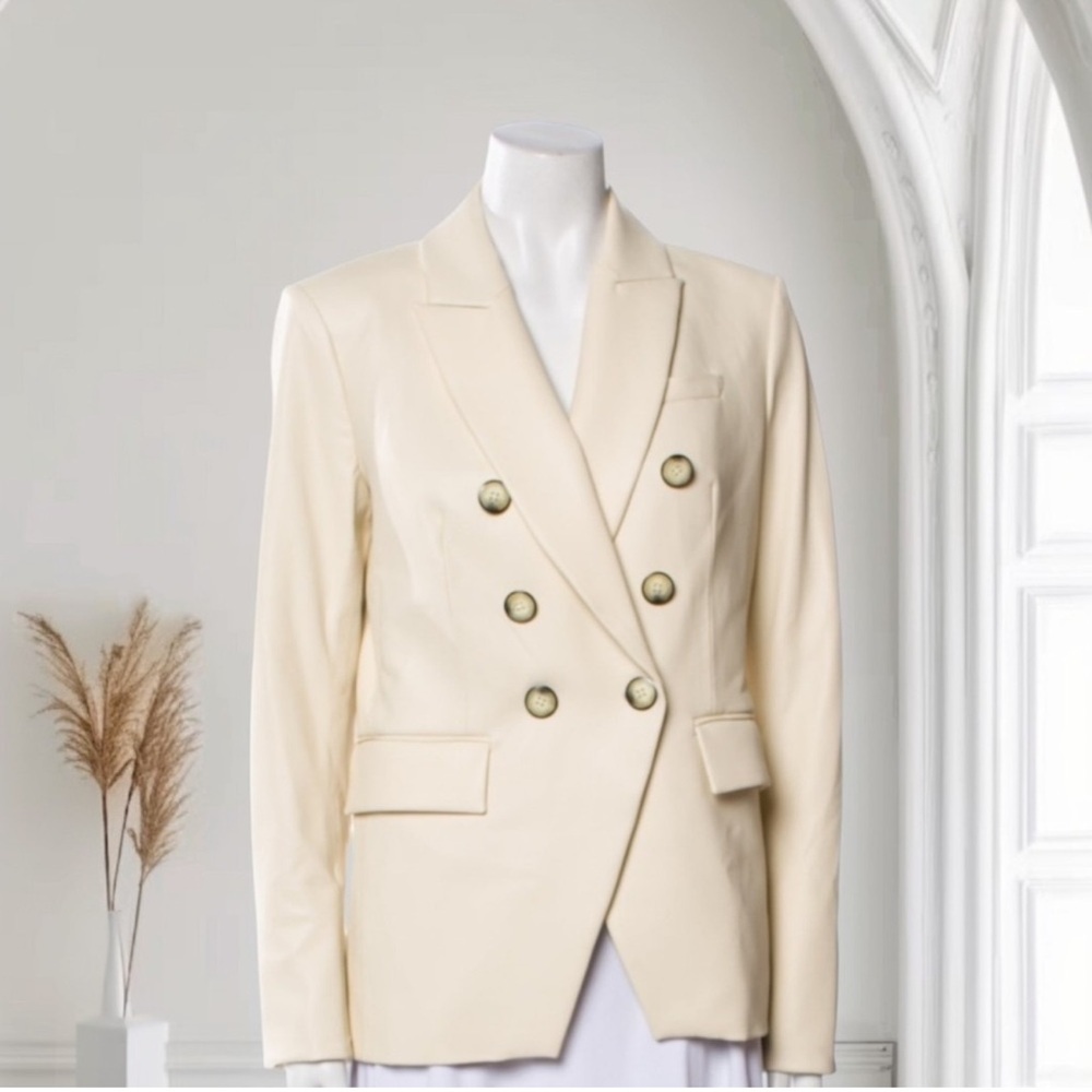 Veronica Beard Miller Ecru Vegan
Leather Double-Breasted Dickey Blazer
Jacket